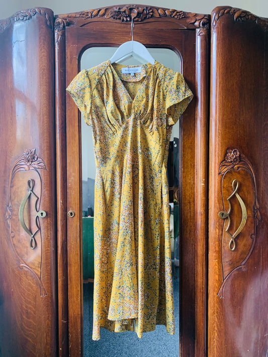 SAMPLE Piccadilly Dress mustard Floral 12