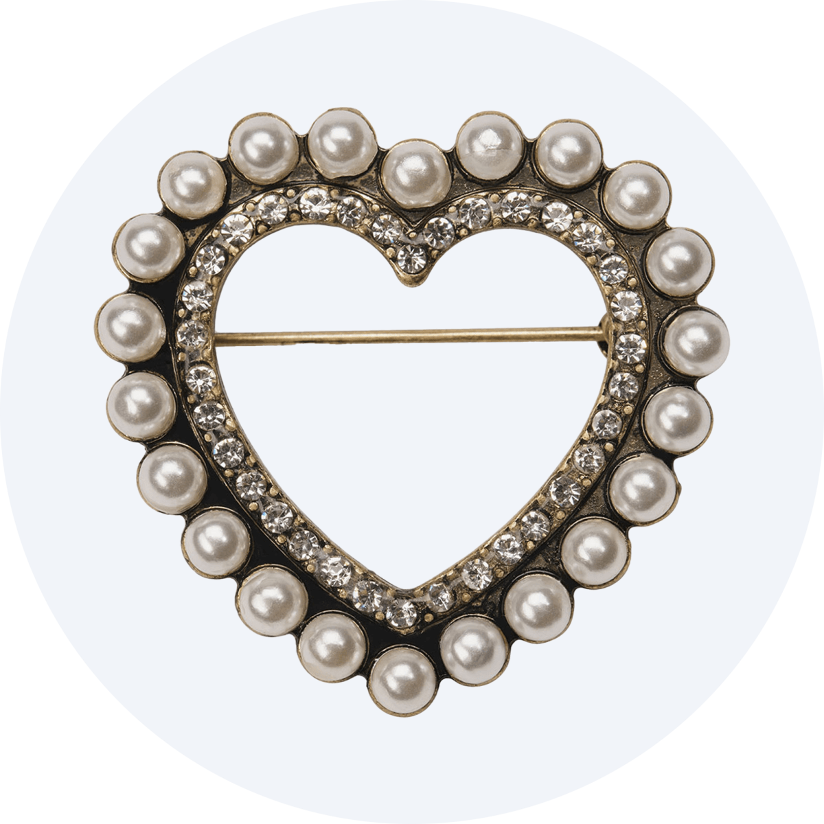 Vintage style heart brooch in pearl and diamante